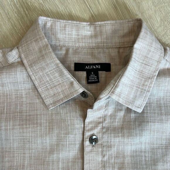 Alfani Tan Casual Button Down Short Sleeve Men’s Shirt, Size Small - Picture 2 of 4